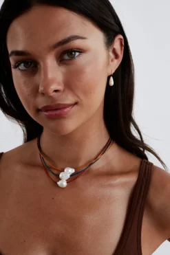 Chan Luu Necklaces^Isla Pearl Necklace Iris Blue